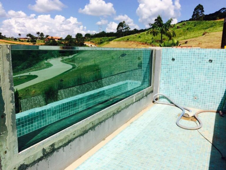 piscina-de-vidro-camila-sao-roque-technical-group-tg-3