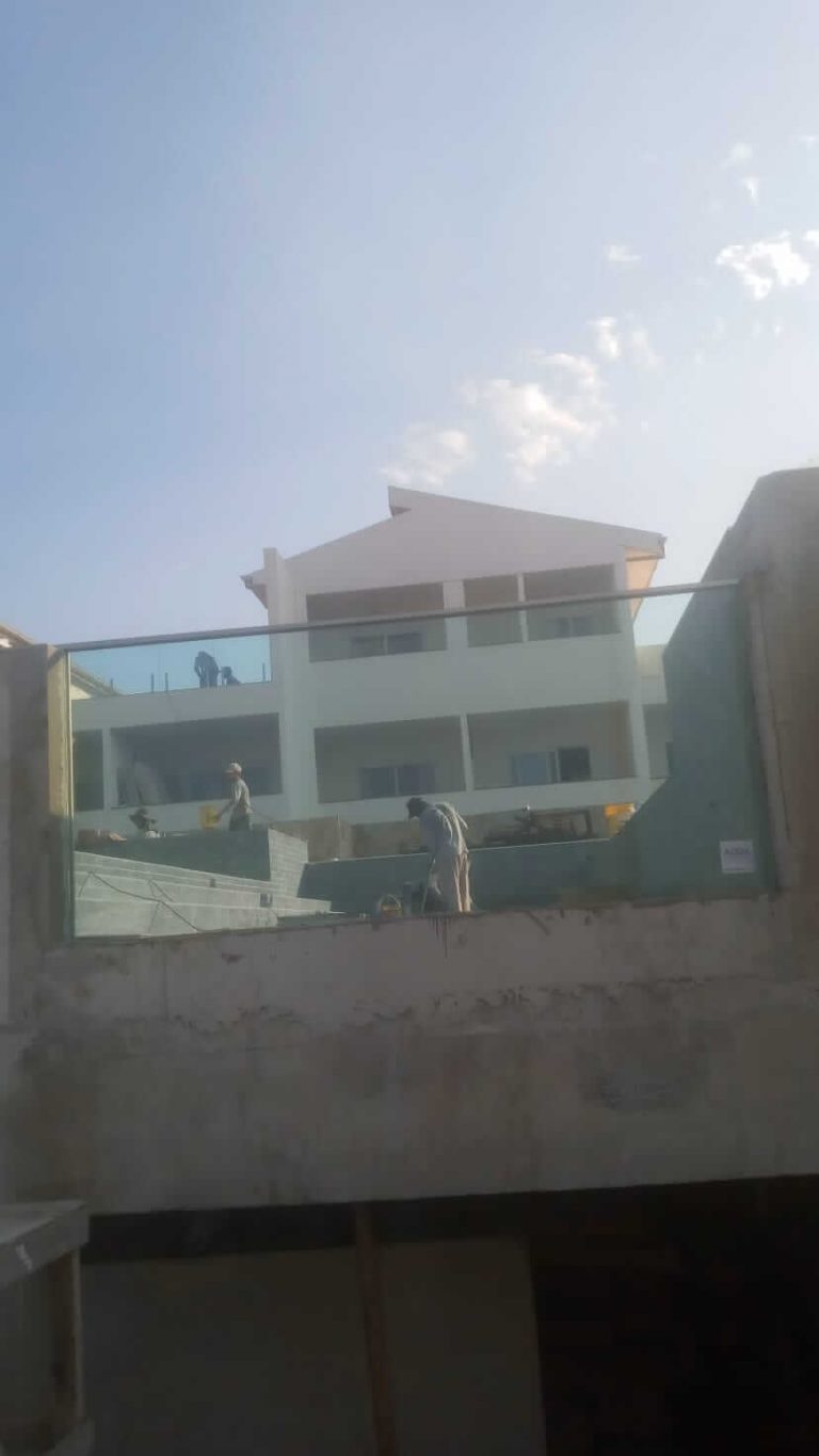 AQUAVISION PISCINA DE VIDRO SHIAWASE BUZIOS 1