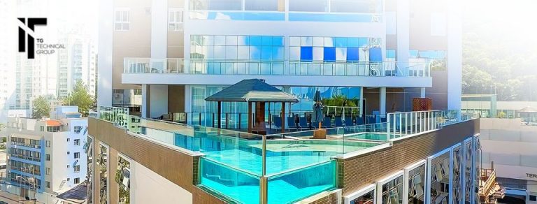 piscina de vidro aquavision edificio italian residence