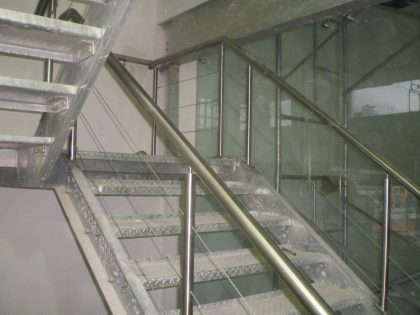 Especializada em envidraçamentos especiais e líder nacional no desenvolvimento de soluções e projetos estruturais em vidro, a TG | TECHNICAL GROUP destaca-se pela capacidade de executar projetos de forma única e exclusiva. Desenvolve projetos e obras em parceria com os principais escritórios de arquitetura e construtoras do país.